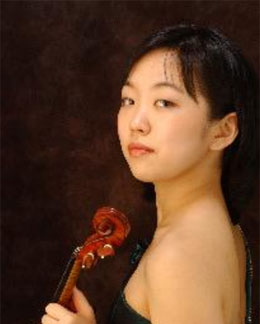 Jinyeong Jessica Lee, violin